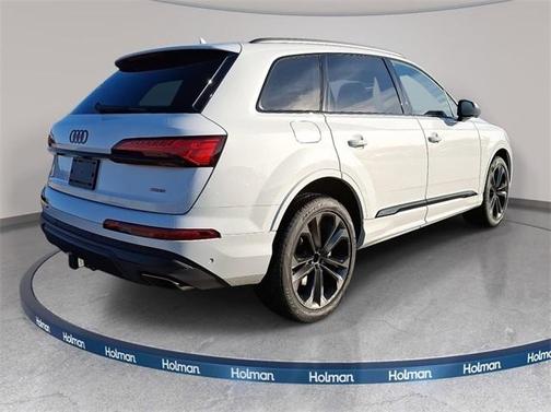 2026 Audi Q7 55 Premium Plus