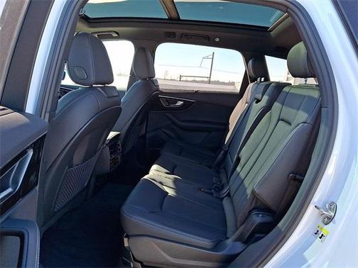 2026 Audi Q7 55 Premium Plus