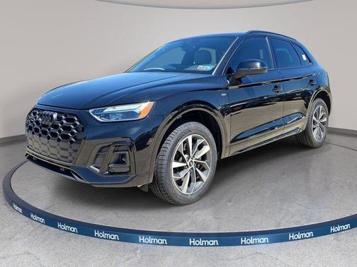 Mythos Black Metallic 2024 Audi Q5 45 S line quattro Premium