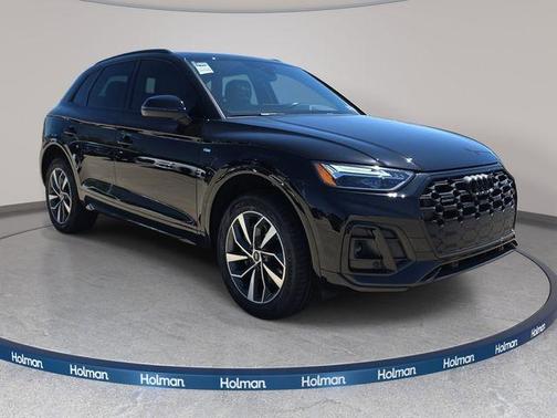 Mythos Black Metallic 2024 Audi Q5 45 S line quattro Premium
