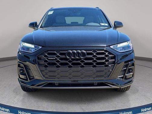 Mythos Black Metallic 2024 Audi Q5 45 S line quattro Premium