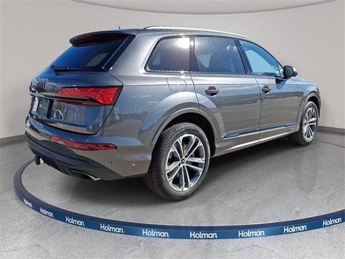 2026 Audi Q7 45 Premium