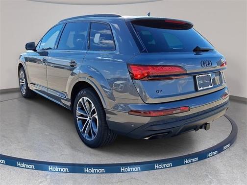 2026 Audi Q7 45 Premium