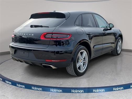 2017 Porsche Macan Base