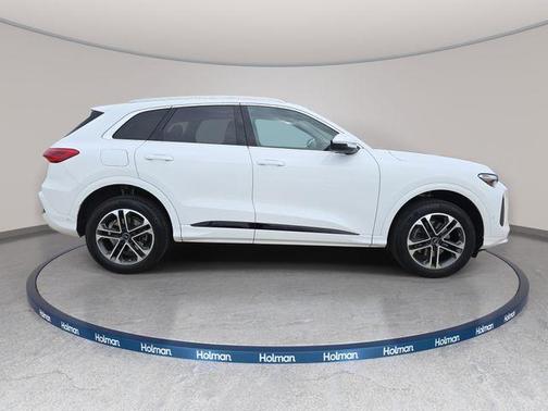 Arkona White 2025 Audi Q5 2.0T quattro Premium