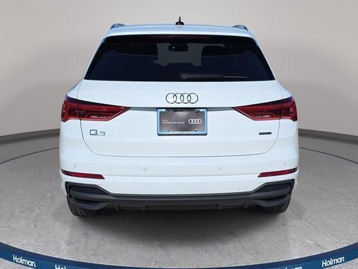 Glacier White Metallic 2025 Audi Q3 45 S line Premium