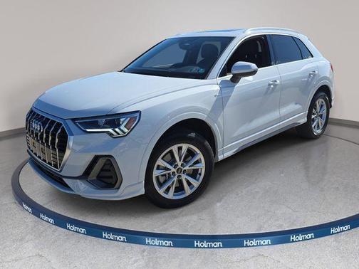 Glacier White Metallic 2025 Audi Q3 45 S line Premium