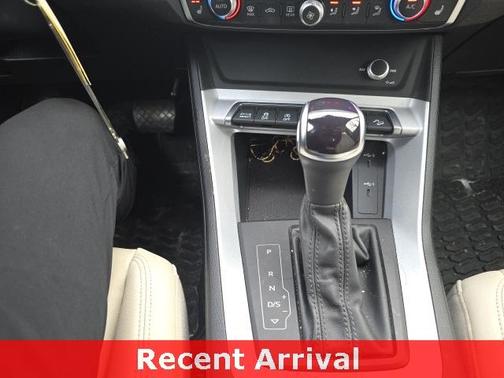 2022 Audi Q3 45 S line Premium