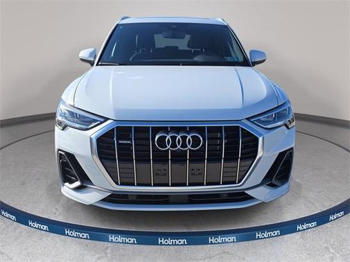 2024 Audi Q3 45 S line Premium