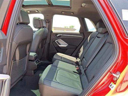 2025 Audi Q3 45 S line Premium