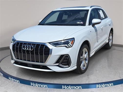 2024 Audi Q3 Premium 45 TFSI S line quattro Tiptronic