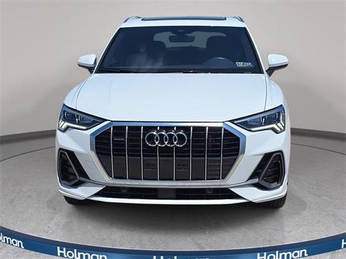 2024 Audi Q3 Premium 45 TFSI S line quattro Tiptronic