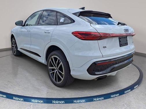 White 2026 Audi Q5 PLUS