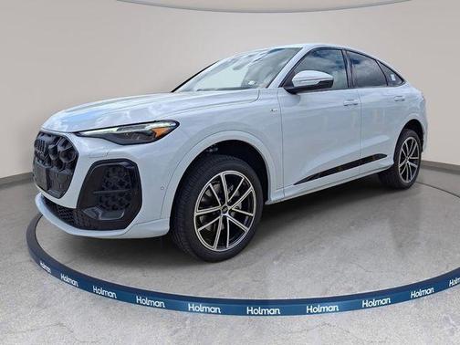 White 2026 Audi Q5 PLUS