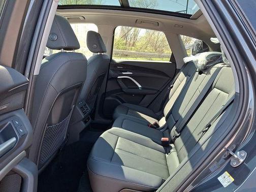 Tambora Flame 2026 Audi Q5 PLUS