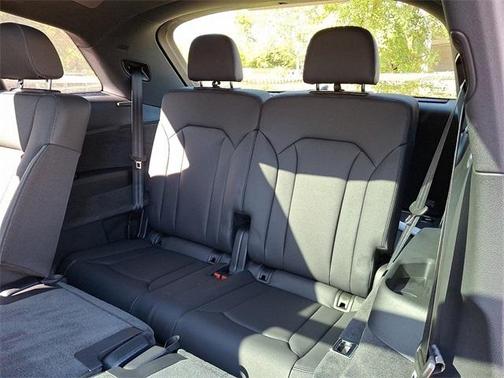 2026 Audi Q7 55 Premium Plus