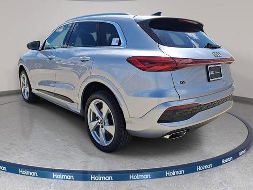 Florett Silver Metallic 2026 Audi Q5 PLUS