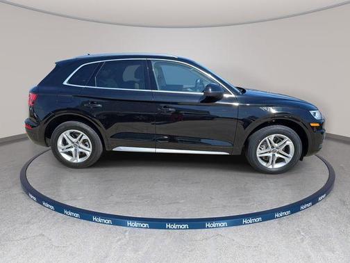 Mythos Black Metallic 2018 Audi Q5 2.0T Premium Plus