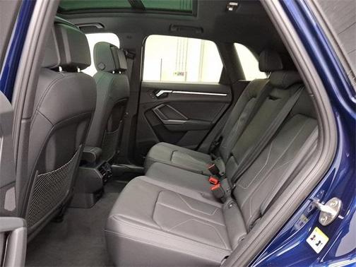 2025 Audi Q3 45 S line Premium