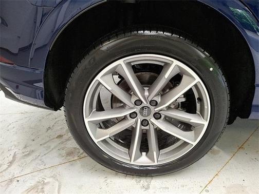 2025 Audi Q3 45 S line Premium