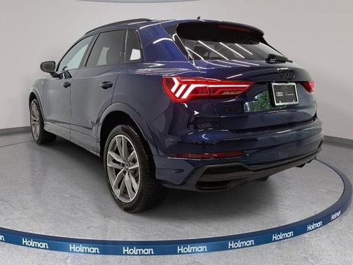 2025 Audi Q3 45 S line Premium
