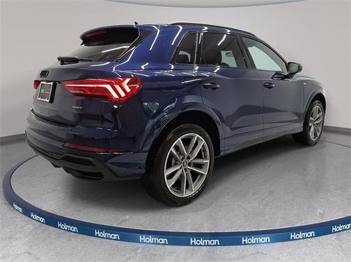 2025 Audi Q3 45 S line Premium