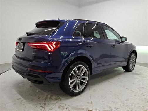 2025 Audi Q3 45 S line Premium