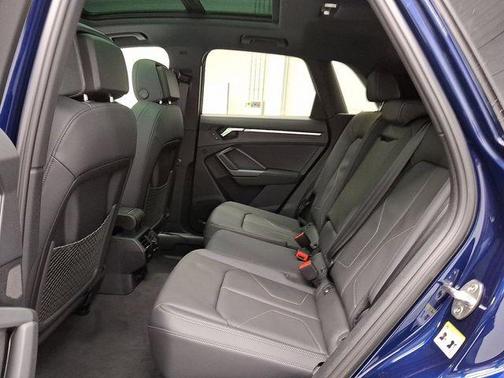 2025 Audi Q3 45 S line Premium