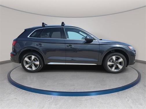2023 Audi Q5 40 Premium