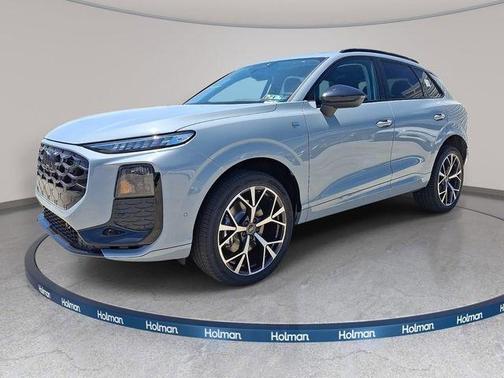 Arrow Gray Pearl 2026 Audi Q3 S line