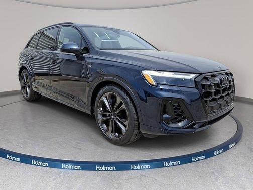 Blue Metallic 2026 Audi Q7 55 Premium Plus