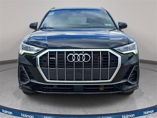 2024 Audi Q3 45 S line Premium