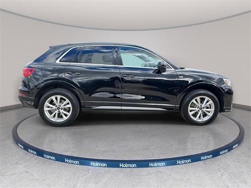 2024 Audi Q3 45 S line Premium