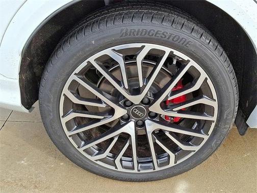 2025 Audi SQ5 3.0T quattro Premium