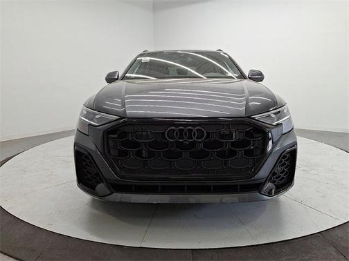 2024 Audi Q8 Premium Plus 55 TFSI quattro