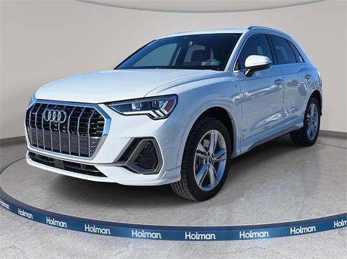 2023 Audi Q3 45 S line Premium