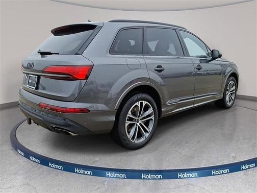 2026 Audi Q7 45 Premium