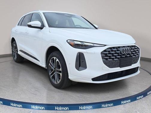 Arkona White 2025 Audi Q5 2.0T quattro Premium