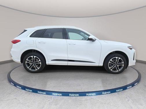 Arkona White 2025 Audi Q5 2.0T quattro Premium