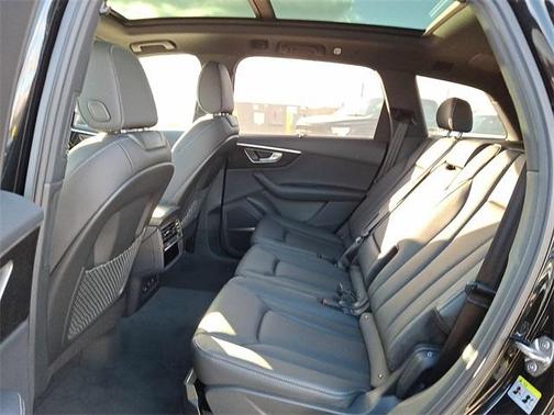 2026 Audi Q7 55 Premium Plus