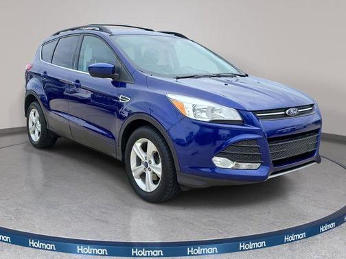 Blue 2016 Ford Escape SE