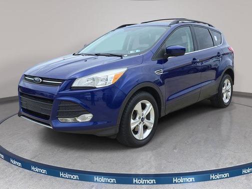 Blue 2016 Ford Escape SE