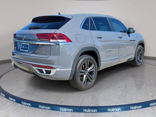 2022 Volkswagen Atlas Cross Sport 2.0T SEL R-Line