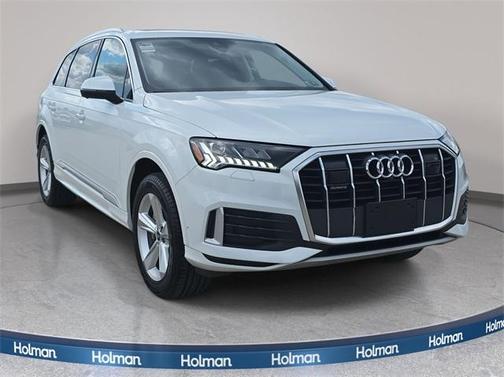 2024 Audi Q7 45 Premium Plus