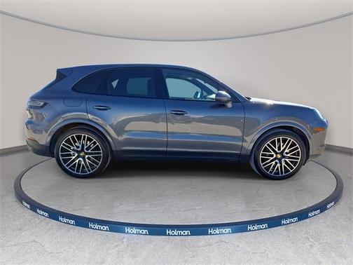 2024 Porsche Cayenne Base