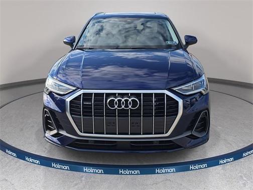 2024 Audi Q3 45 S line Premium