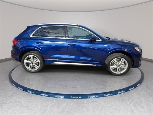 2024 Audi Q3 45 S line Premium
