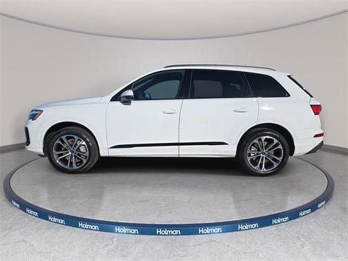 2025 Audi Q7 45 Premium