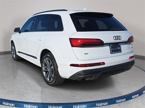 2025 Audi Q7 45 Premium
