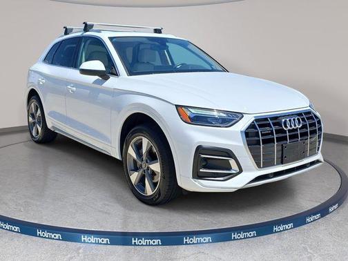 Ibis White 2023 Audi Q5 40 Premium